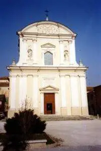 chiesa beata vergine maria e s ippolito martire gazoldo degli ippoliti 46040