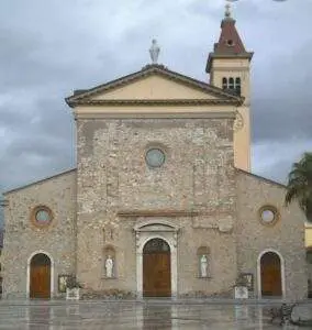 Chiesa Sacra Famiglia (Carrara – 54033)