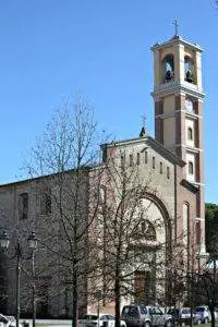 chiesa san giovanni battista calcinaia 56012