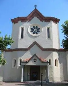 chiesa santa maria ausiliatrice mombello 21014