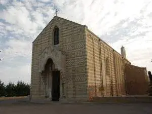 chiesa santa maria del casale brindisi 72100