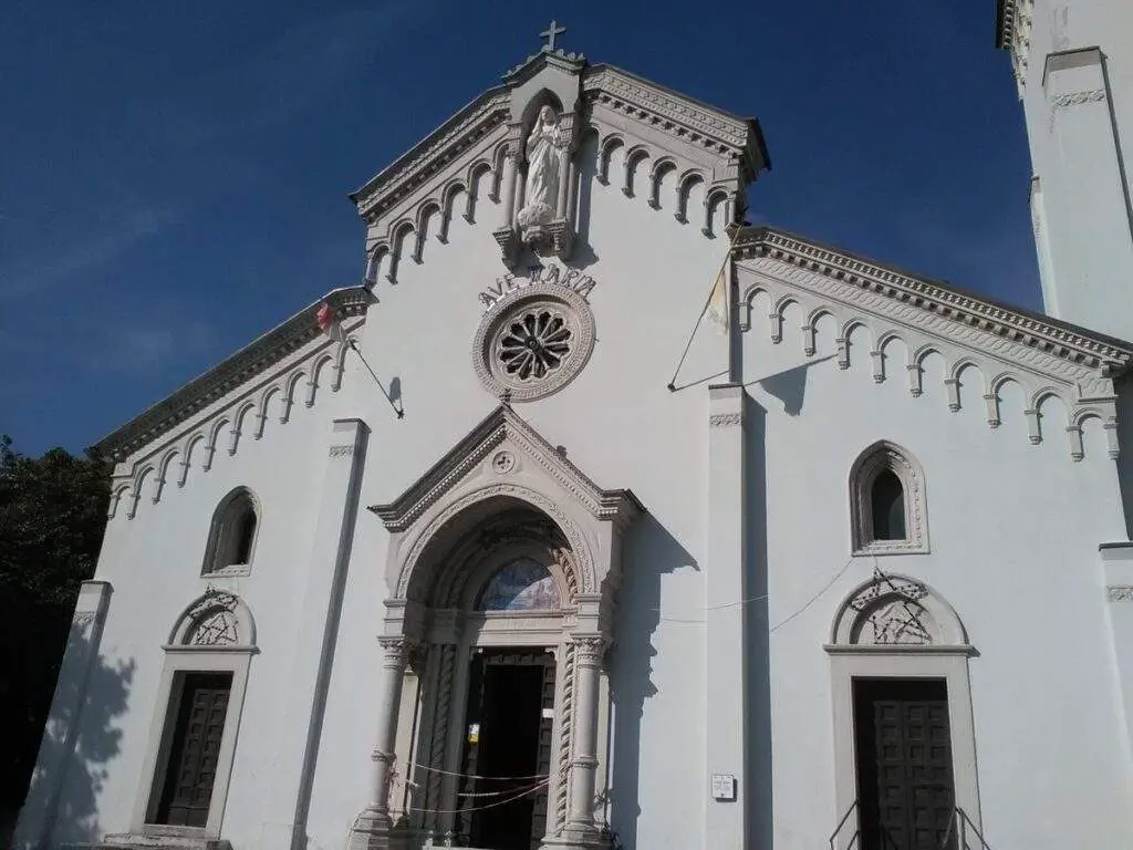 chiesa santa maria della pace sassoferrato 60041