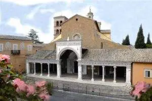 chiesa santa maria maggiore civita castellana 01033