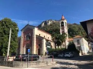 chiesa santandrea apostolo castana 27040