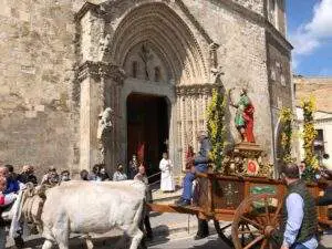 chiesa santi martiri larinesi primiano firmiano e casto larino 86035