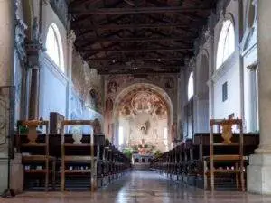 chiesa santissima trinita in monte oliveto verona 37122